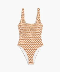 Onia Rafaela One Piece