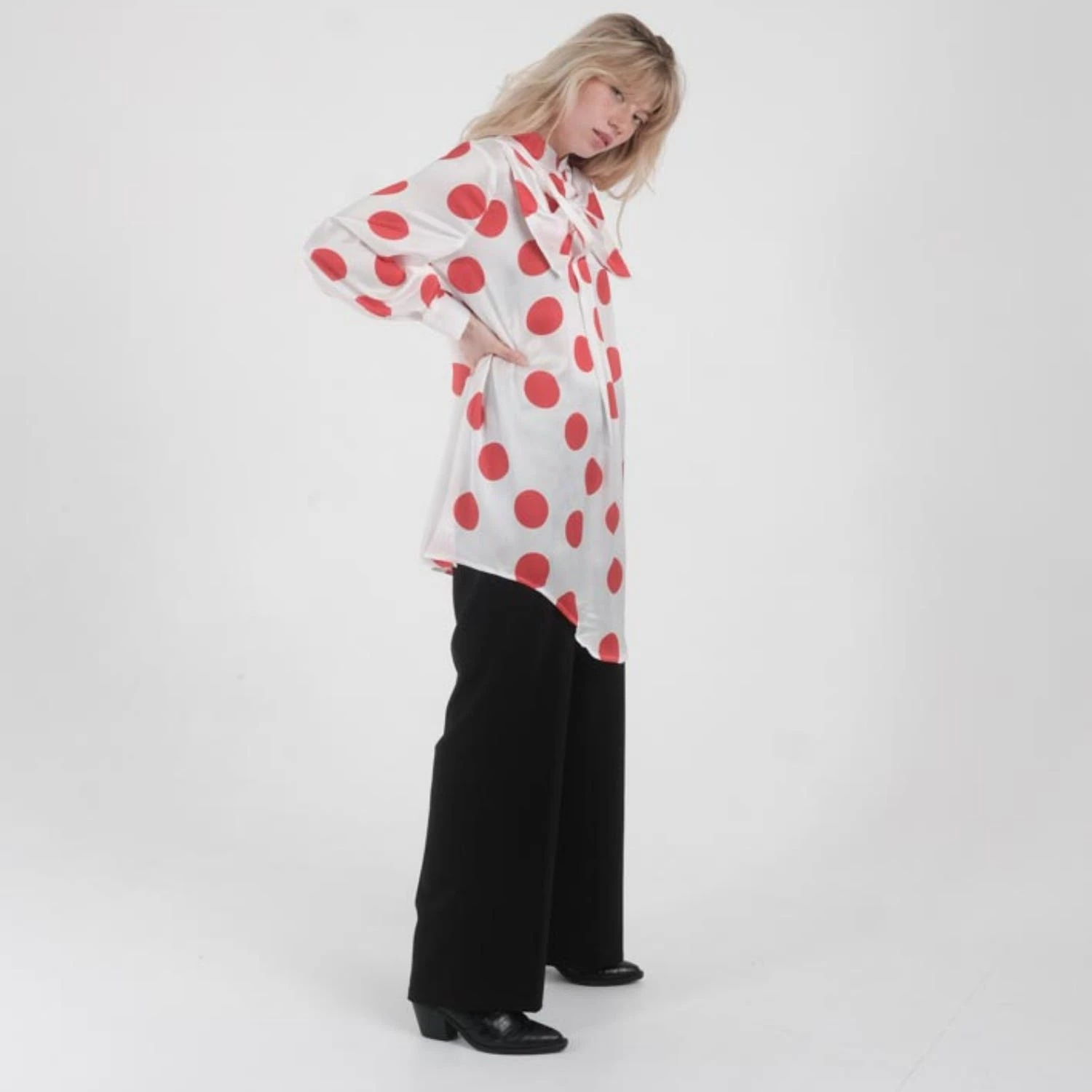 SOHUMAN Artemis White Blouse With Printed Red Circles - Image 2