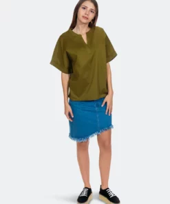 SOHUMAN Nataly Olive Green V-Shaped Blouse Neck