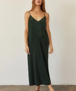 Crescent Samantha Velvet Midi Dress