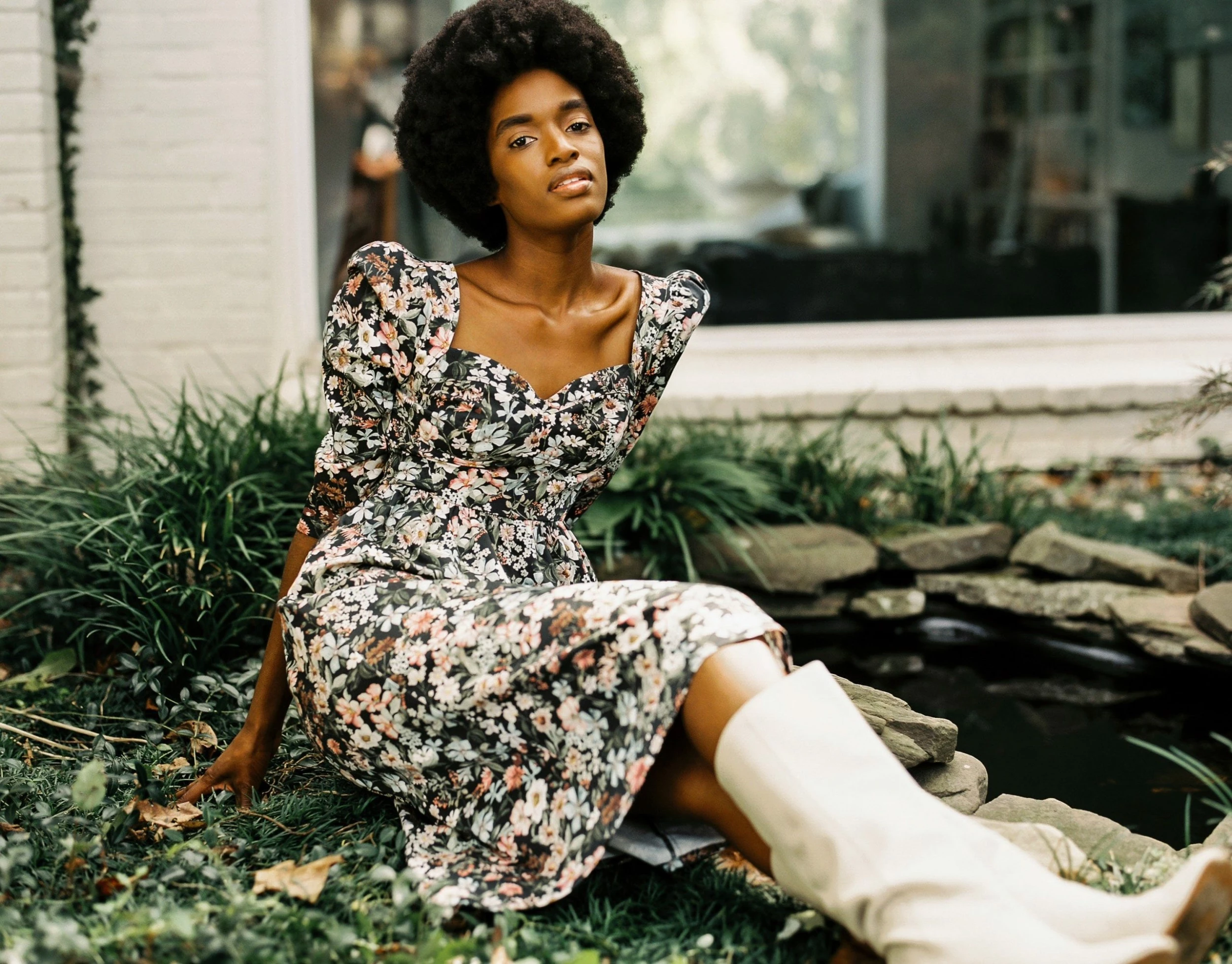 Onīrik īrik Violet Dress With A Sweetheart Neckline/Black Floral Cotton - Image 3