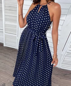 Anna-Kaci Keyhole Front Polka Dot Dress
