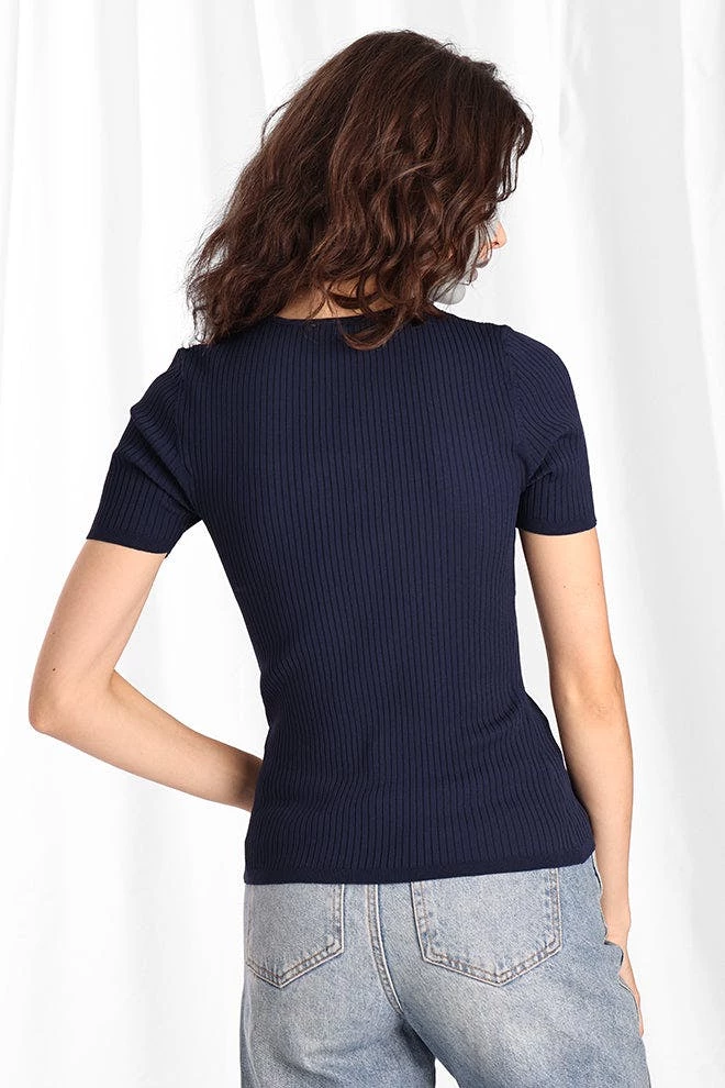 Minnie Rose Viscose Blend SS V Neck Pullover Shirt - Image 9